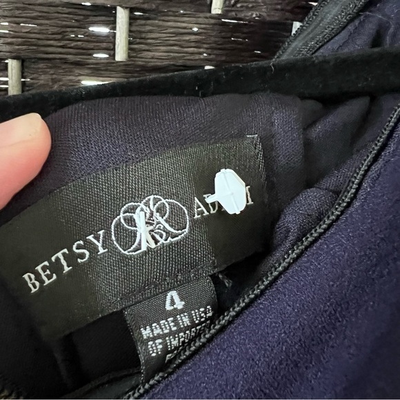Betsy and Adam Navy/Royal Blue Off the Shoulder Gown size 4 - Picture 3 of 11